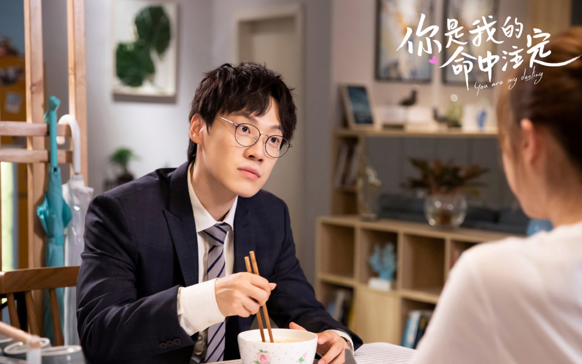 “弯道大师:漂移技艺的经典大比拼”,网红弯漂移视频