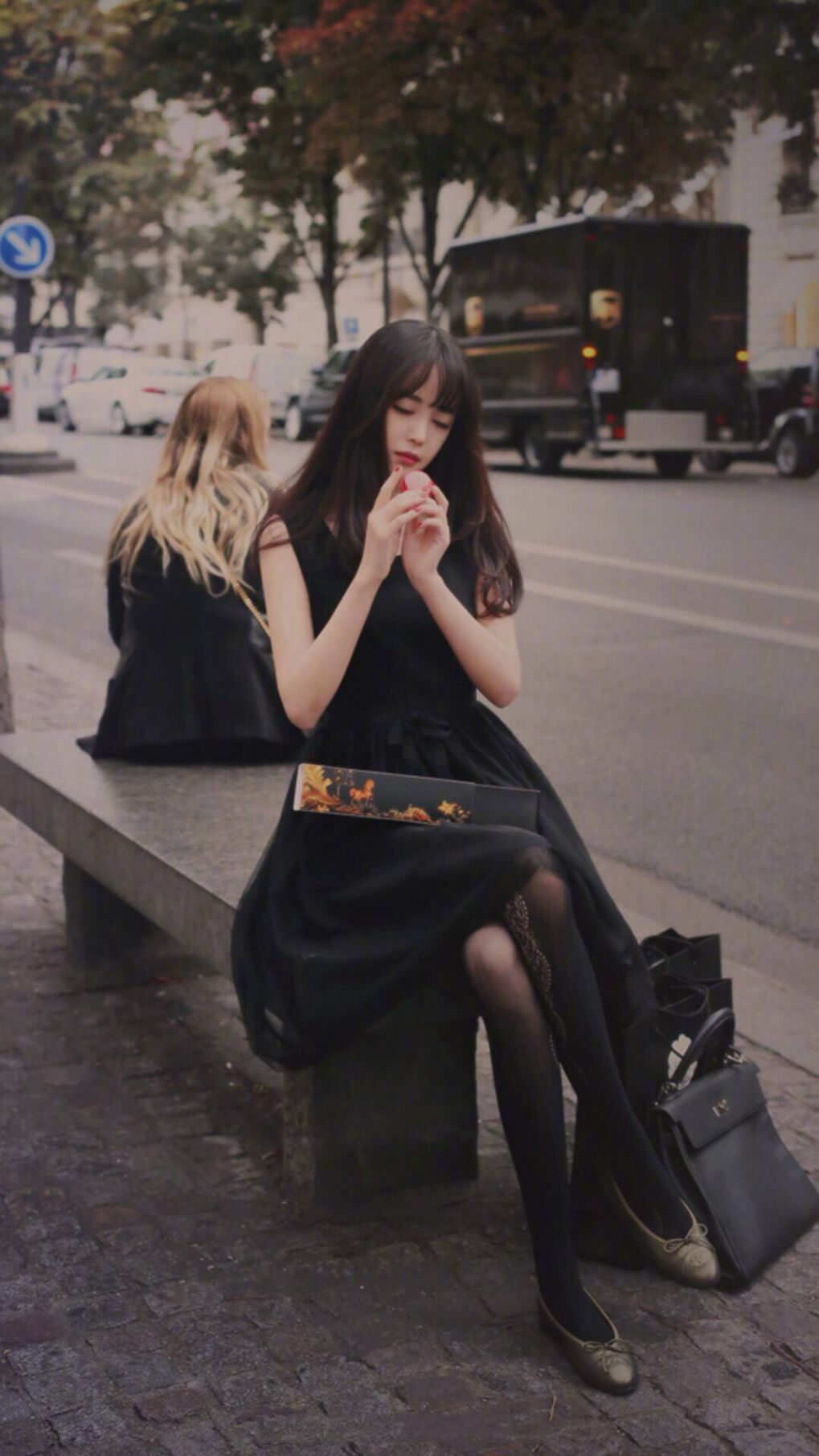 “弯道大师:漂移技艺的经典大比拼”,网红弯漂移视频